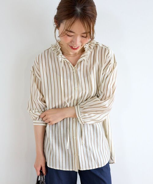 le.coeur blanc(ルクールブラン)の「フリルカラーストライプブラウス(シャツ/ブラウス・レディース・ホワイト系その他2/ベージュ系その他2・38)」の17枚目の写真