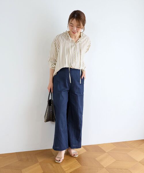 le.coeur blanc(ルクールブラン)の「フリルカラーストライプブラウス(シャツ/ブラウス・レディース・ホワイト系その他2/ベージュ系その他2・38)」の9枚目の写真