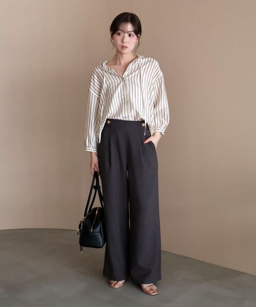 le.coeur blanc(ルクールブラン)の「フリルカラーストライプブラウス(シャツ/ブラウス・レディース・ホワイト系その他2/ベージュ系その他2・38)」の4枚目の写真