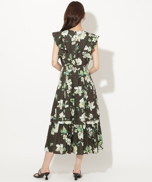 AND COUTURE(アンドクチュール)の「リネンライクフラワープリントワンピース(ワンピース・レディース・ブラウン系その他/ホワイト系その他/ブルー系その他・FREE)」の11枚目の写真