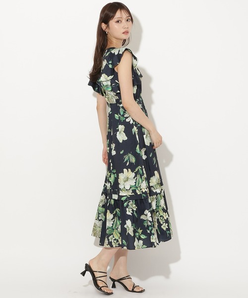 AND COUTURE(アンドクチュール)の「リネンライクフラワープリントワンピース(ワンピース・レディース・ブラウン系その他/ホワイト系その他/ブルー系その他・FREE)」の16枚目の写真