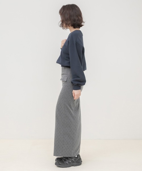 HEILIS(ヘイリス)の「ドット柄フラップポケットスカート/ ロングスカート ラップスカート ラップ風スカート ドット柄 水玉 ポケットスカート Iラインスカート ナロースカート ロング丈 韓国ファッション カジュアル デイリー 秋 秋服 秋コーデ 秋冬 秋冬コーデ 長袖コーデ ニットコーデ スウェットコーデ レイヤード ブラック グレー(スカート・レディース・ブラック/グレー・FREE)」の22枚目の写真