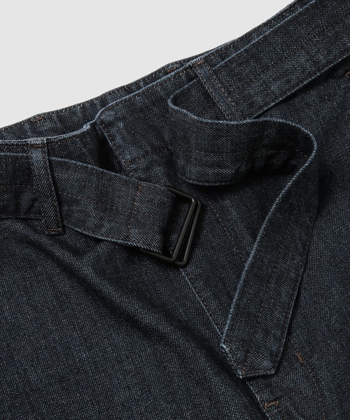 LEMAIRE(ルメール)の「TWISTED BELTED PANTS(その他パンツ・メンズ・ブルー・M/S)」の4枚目の写真