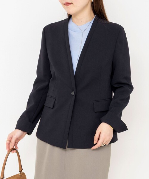 NOLLEY’S Sophi(ノーリーズソフィ)の「《セットアップ対応》ウォッシャブルダブルクロスノーカラージャケット(ノーカラージャケット・レディース・カーキ/ネイビー・36/38/40)」の1枚目の写真