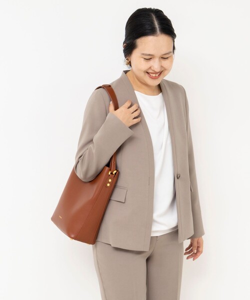 NOLLEY’S Sophi(ノーリーズソフィ)の「《セットアップ対応》ウォッシャブルダブルクロスノーカラージャケット(ノーカラージャケット・レディース・カーキ/ネイビー・36/38/40)」の16枚目の写真