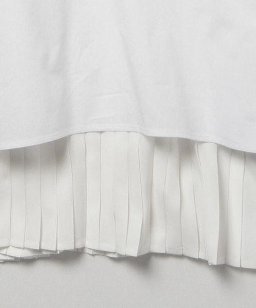 Ray BEAMS（レイビームス）の「Ray BEAMS / プリーツレイヤーシャツ（シャツ/ブラウス・レディース・ホワイト/ブラック・ONE SIZE）」の3枚目の写真