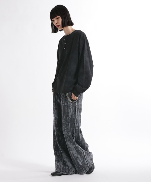 HARE(ハレ)の「ピグメントバックプリントヘンリーネックカット(HARE)(Tシャツ/カットソー・メンズ・ブラウン/グレー/ブラック・FREE)」の5枚目の写真