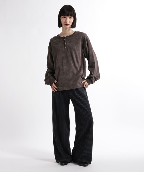 HARE(ハレ)の「ピグメントバックプリントヘンリーネックカット(HARE)(Tシャツ/カットソー・メンズ・ブラウン/グレー/ブラック・FREE)」の12枚目の写真