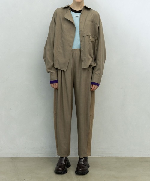 MARECHAL TERRE(マルシャルテル)の「コンビネーションタックギャザーパンツ(その他パンツ・レディース・ベージュ/チャコールグレー/カーキ/ブラック・MEDIUM)」の16枚目の写真