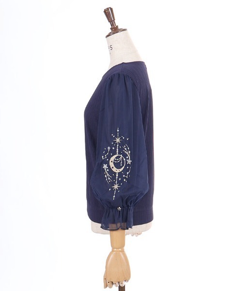 axes femme（アクシーズファム）の「メテオール刺繍袖プルオーバー（Tシャツ/カットソー・レディース・ネイビー/ブラック/ホワイト・FREE）」の17枚目の写真