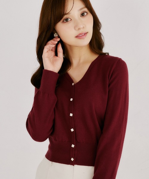 tocco closet(トッコ クローゼット)の「シルクプロテインVネックショート丈カーディガン(カーディガン/ボレロ・レディース・ブラック/ボルドー/アイボリー/モカ・M)」の4枚目の写真