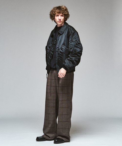 417 EDIFICE(フォーワンセブンエディフィス)の「Valley Apparel 417別注 CWU-45/P FLIGHT JACKET(ミリタリージャケット・メンズ・チャコールグレー/ブラック・MEDIUM/X-LARGE/LARGE)」の8枚目の写真