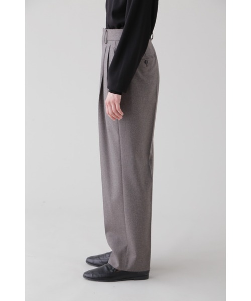 YLEVE(イレーヴ)の「YLEVE / WOOL CHAMBRAY FLANNEL TR(その他パンツ・レディース・ベージュ・2/1)」の4枚目の写真