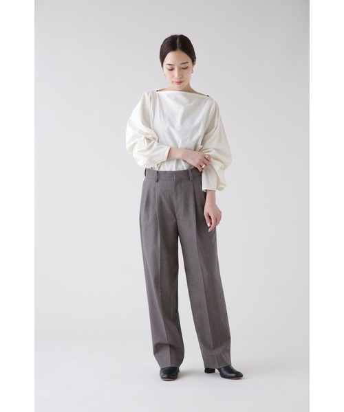 YLEVE(イレーヴ)の「YLEVE / WOOL CHAMBRAY FLANNEL TR(その他パンツ・レディース・ベージュ・2/1)」の7枚目の写真