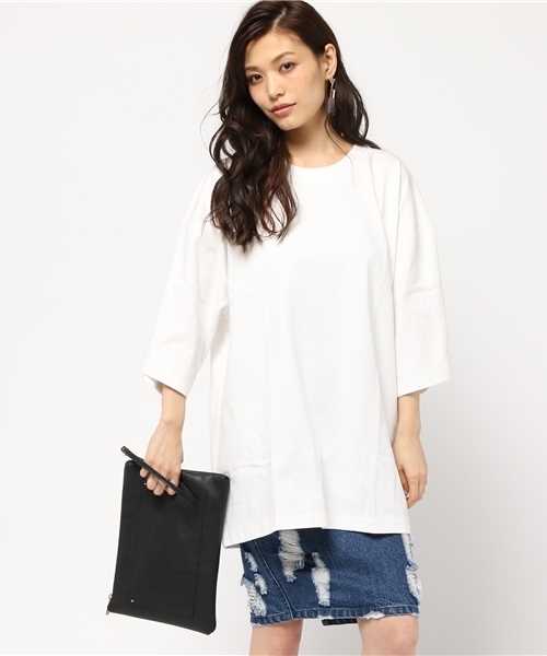 MOUSSY（マウジー）の「BIG SQUARE TEE J（Tシャツ/カットソー・レディース・ブラウン/ネイビー/オフホワイト・FREE）」の2枚目の写真