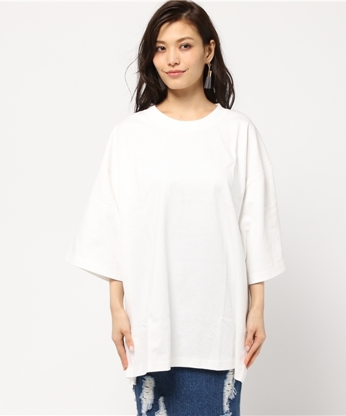 MOUSSY（マウジー）の「BIG SQUARE TEE J（Tシャツ/カットソー・レディース・ブラウン/ネイビー/オフホワイト・FREE）」の4枚目の写真