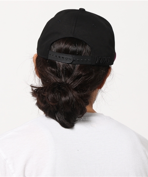ONSPOTZ(オンスポッツ)の「YUMS SNAPBACK CAP CLASSIC LIGHTRICITY 2 BLACK(キャップ・メンズ・ブラック・FREE)」の4枚目の写真
