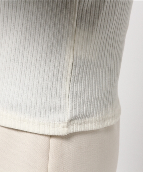 mysty woman（ミスティウーマン）の「ベアテレコ編み上げ２WAYロンT（Tシャツ/カットソー・レディース・キャメル/レッド系その他/ブラック/オフホワイト・FREE）」の10枚目の写真