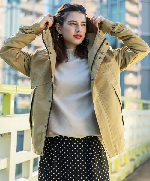 Rocky Monroe（ロッキーモンロー）の「タスラン加工 マウンテンパーカー（マウンテンパーカー・メンズ・ネイビー/その他1/その他2/ブラック/カーキ/ブルー/その他3/ブラック×グリーン/ブラック×イエロー/ベージュ系その他/グリーン/ブラック×レッド/レッド/イエロー/ベージュ/カモフラージュ/その他4/グレー/ブラック×グレー・L/M/LL/S）」の8枚目の写真