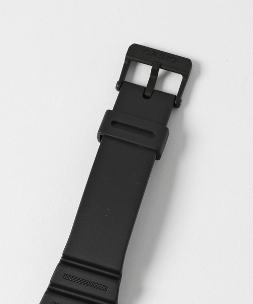 CASIO（カシオ）の「CASIO カシオ / スタンダード デジタルウォッチ ラバーベルト 100M防水 腕時計 クォーツ ラバーベルト // AE-1200WH-1A AE-1200WH-1B（デジタル腕時計・メンズ・ブラック×ゴールド/ブラック×シルバー/ブラック×ブラック・FREE）」の4枚目の写真