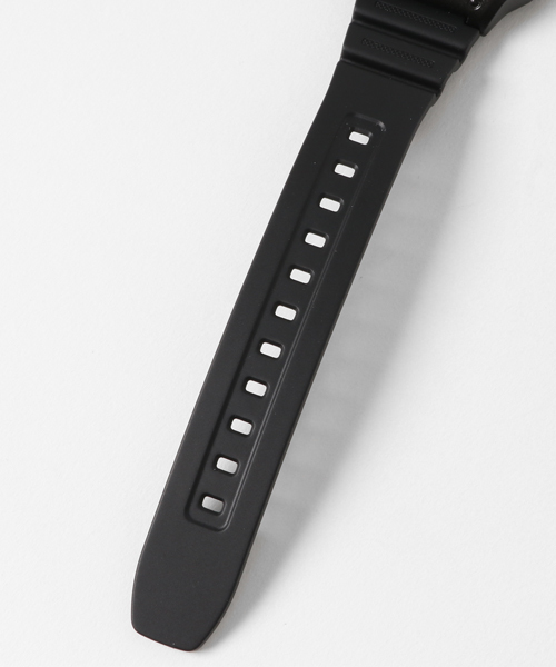 CASIO（カシオ）の「CASIO カシオ / スタンダード デジタルウォッチ ラバーベルト 100M防水 腕時計 クォーツ ラバーベルト // AE-1200WH-1A AE-1200WH-1B（デジタル腕時計・メンズ・ブラック×ゴールド/ブラック×シルバー/ブラック×ブラック・FREE）」の5枚目の写真