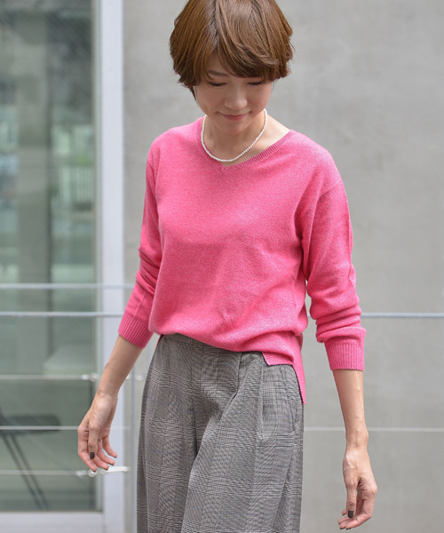 un dix cors（アンディコール）の「カシミヤ混Vネックニット（ニット/セーター・レディース・ライトブルー/ベージュ/ピンク/イエロー/グリーン/ラベンダー/ライトベージュ/ブルー・ﾌﾘ-）」の8枚目の写真