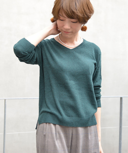 un dix cors（アンディコール）の「カシミヤ混Vネックニット（ニット/セーター・レディース・ライトブルー/ベージュ/ピンク/イエロー/グリーン/ラベンダー/ライトベージュ/ブルー・ﾌﾘ-）」の3枚目の写真