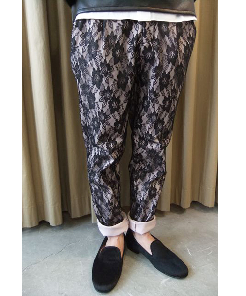 603（ロクマルサン）の「603 レース×カラーデニム二重パンツ（スラックス・メンズ・オフホワイト/ライトピンク・40）」の2枚目の写真