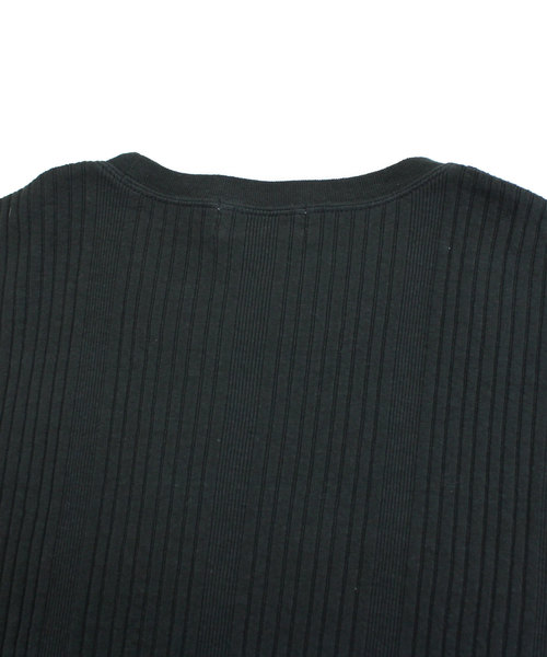 RNA-N（アールエヌエーエヌ）の「M0927 針抜きテレコクルーネックプルオーバー（Tシャツ/カットソー・レディース・ブラック/キナリ/ブルー・MEDIUM）」の14枚目の写真