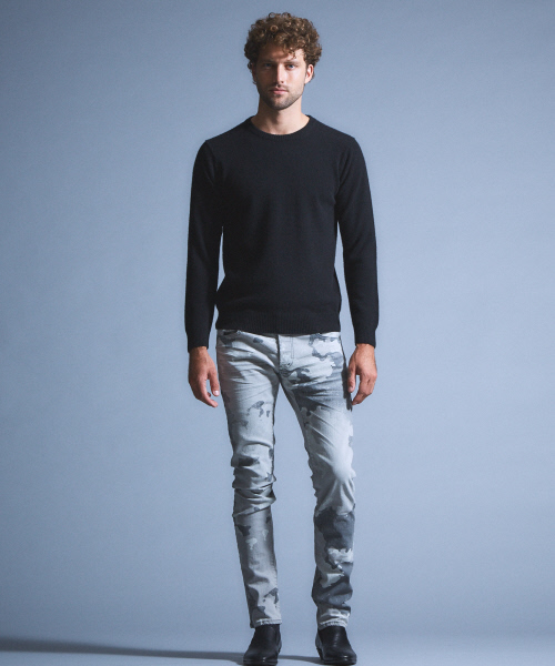 5351 POUR LES HOMMES(ゴーサンゴーイチプールオム)の「カモフラスキニーデニム(デニムパンツ・メンズ・グレー/インディゴブルー・44/46/48/50)」の17枚目の写真