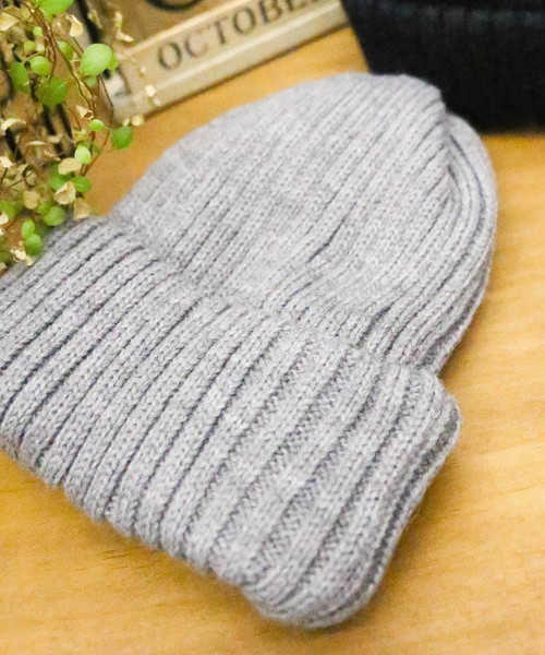 WEGO（ウィゴー）の「WEGO/リブニットキャップ（ニットキャップ/ビーニー・メンズ・ブラック/杢グレー/ワイン/ホワイト/ベージュ/パープル・FREE）」の4枚目の写真