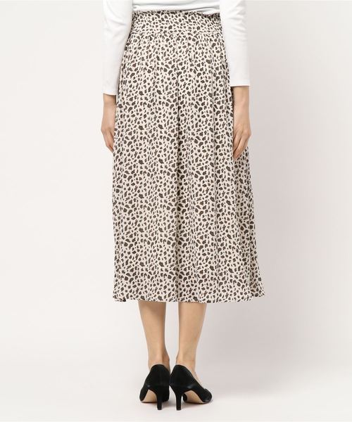 LOWRYS FARM（ローリーズファーム）の「レオパードマキシスカート２　826728（スカート・レディース・アイボリー/グレー・FREE）」の3枚目の写真