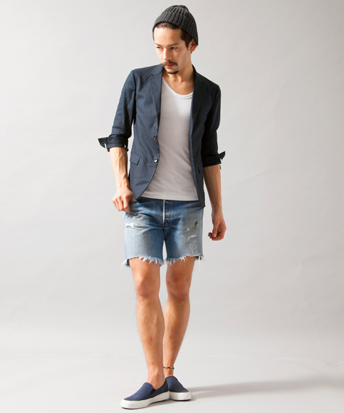 BEAUTY&YOUTH UNITED ARROWS(ビューティーアンドユースユナイテッドアローズ)の「BY ∴ ノッチド 2ボタン ジャケット クォータ-スリーブ(テーラードジャケット・メンズ・グレー/ネイビー・X-LARGE/SMALL/MEDIUM/LARGE)」の4枚目の写真