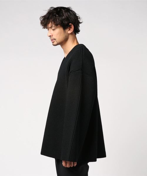 MAISON SPECIAL（メゾンスペシャル）の「ヘビーニットオーバーサイズVネックプルオーバー 【MAISON SPECIAL/メゾンスペシャル】（ニット/セーター・メンズ・ブラック/パープル/ブラウン・FREE）」の5枚目の写真