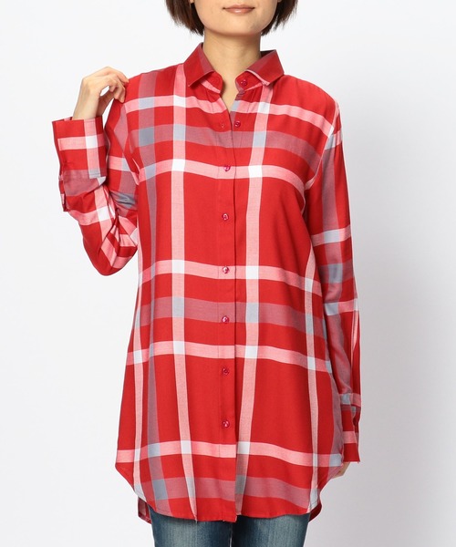 NARACAMICIE(ナラカミーチェ)の「チェックロングシャツ(シャツ/ブラウス・レディース・ブラック/レッド・SMALL/MEDIUM/LARGE)」の1枚目の写真