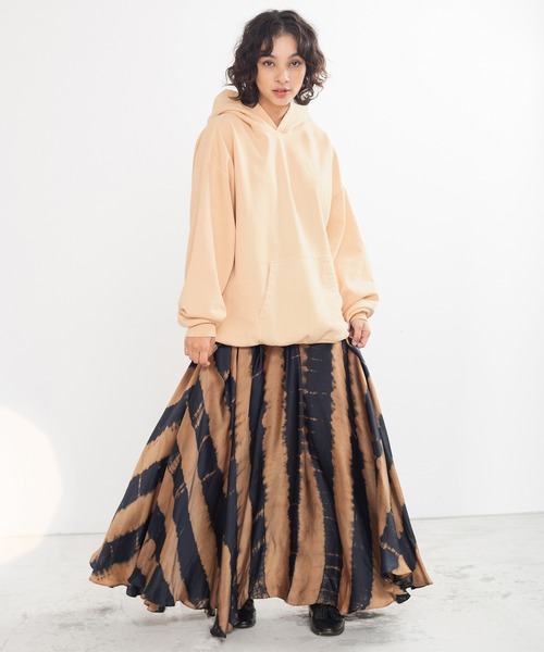 REMI RELIEF（レミレリーフ）の「【別注】レミレリーフ REMI RELIEF / SP加工フーディ―パーカー（パーカー・レディース・オフホワイト/ベージュ・FREE）」の8枚目の写真