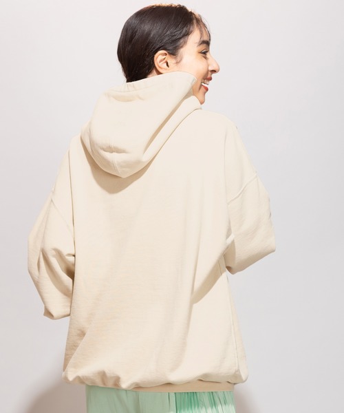 REMI RELIEF（レミレリーフ）の「【別注】レミレリーフ REMI RELIEF / SP加工フーディ―パーカー（パーカー・レディース・オフホワイト/ベージュ・FREE）」の7枚目の写真