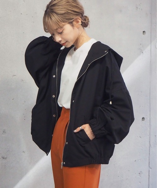 ビッグシルエットマウンテンパーカー