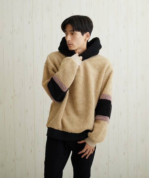 B.I.D.(ビーアイディー)の「《ISLAND PEAK》ボアBIGプルパーカー(パーカー・レディース・マルチ/ホワイト/カーキ/ダークグリーン/キャメル/ベージュ系その他/ブラック/ライトパープル/ベージュ・X-LARGE/MEDIUM/LARGE)」の5枚目の写真