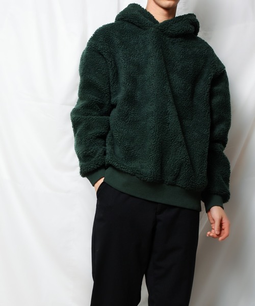 B.I.D.(ビーアイディー)の「《ISLAND PEAK》ボアBIGプルパーカー(パーカー・レディース・マルチ/ホワイト/カーキ/ダークグリーン/キャメル/ベージュ系その他/ブラック/ライトパープル/ベージュ・X-LARGE/MEDIUM/LARGE)」の1枚目の写真