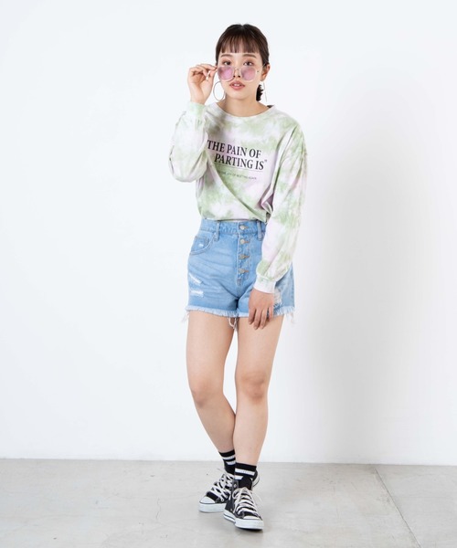 WEGO（ウィゴー）の「WEGO/ボタンフライクラッシュデニムショーツ（デニムパンツ・レディース・ブラック/インディゴブルー/ライトインディゴブルー・SMALL/MEDIUM/LARGE）」の20枚目の写真