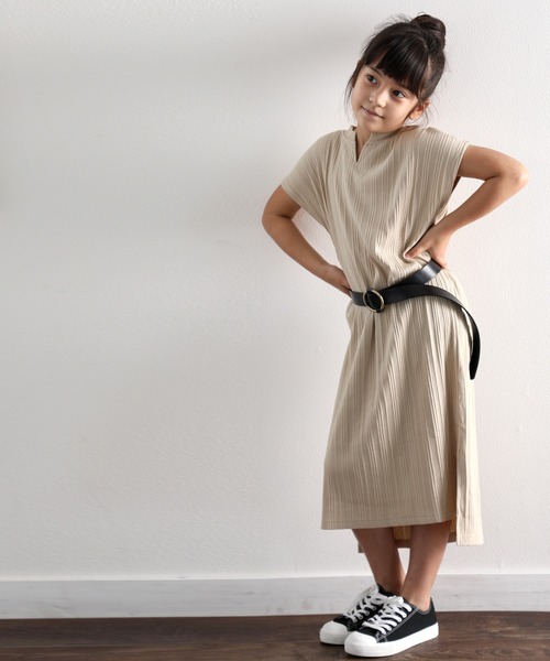 classicalelf(クラシカルエルフ)の「キッズ ランダムリブ フレンチ無地コットンロング丈ワンピース(半袖)(ワンピース・キッズ・ホワイト/ベージュ/ブラック・140/150/130)」の21枚目の写真