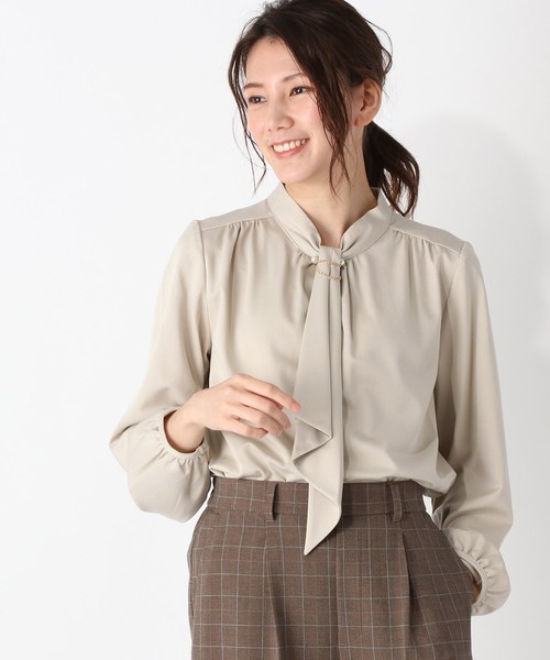 grove(グローブ)の「【S-LL】椿オイル加工ボウタイブラウス(シャツ/ブラウス)」|ライトベージュ