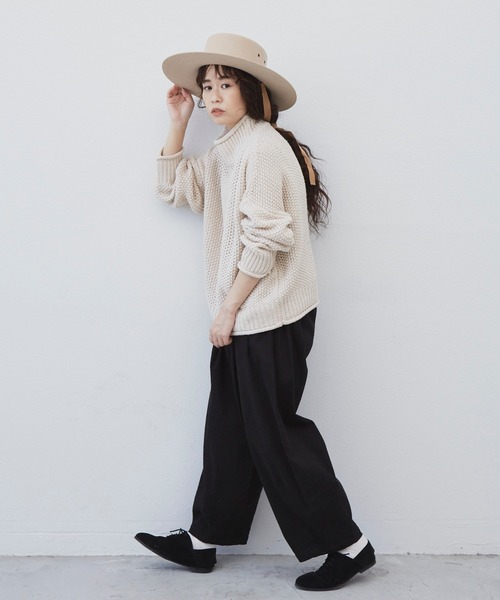 Libra Cue(リブラ キュー)の「ルーズフィットニット(ニット/セーター・レディース・ブラック/モカ/アイボリー/グリーン/ブルー・FREE)」の12枚目の写真