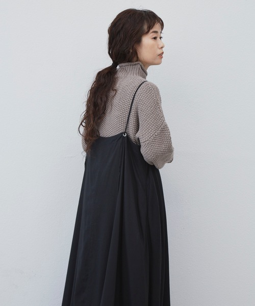 Libra Cue(リブラ キュー)の「ルーズフィットニット(ニット/セーター・レディース・ブラック/モカ/アイボリー/グリーン/ブルー・FREE)」の19枚目の写真