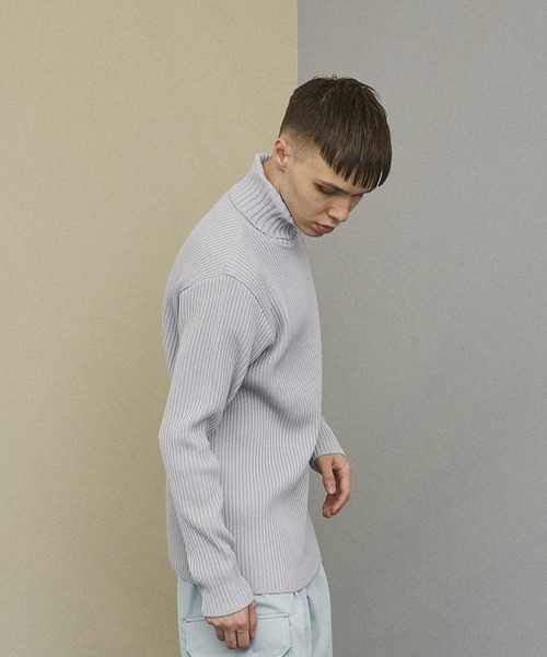 UNITED TOKYO（ユナイテッドトウキョウ）の「リブタートルニット/ハイネック（ニット/セーター・メンズ・ブラック/ワインレッド/ベージュ/ライトグレー・1/2/3）」の16枚目の写真