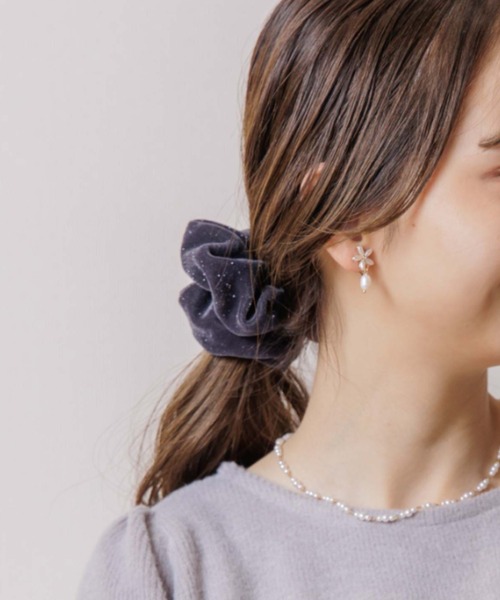 ⚠️☺︎⚠️BELLA シュシュ　新品未開封　完売品 ジェミニベルベット シュシュ （ヘアゴム・シュシュ）｜Complex