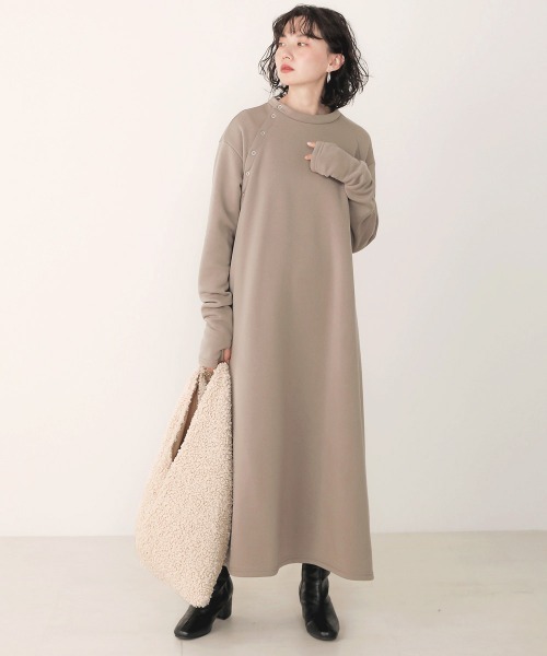 Bab(バブ)の「【WEB限定】裏起毛バックスリットロングワンピース(ワンピース・レディース・ブラック/カーキ/グレー系その他・FREE)」の9枚目の写真