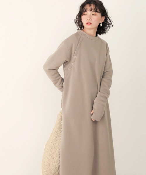 Bab(バブ)の「【WEB限定】裏起毛バックスリットロングワンピース(ワンピース・レディース・ブラック/カーキ/グレー系その他・FREE)」の11枚目の写真