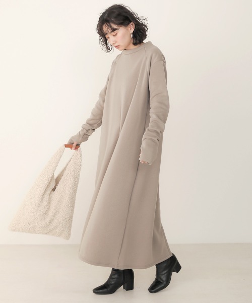Bab(バブ)の「【WEB限定】裏起毛バックスリットロングワンピース(ワンピース・レディース・ブラック/カーキ/グレー系その他・FREE)」の12枚目の写真